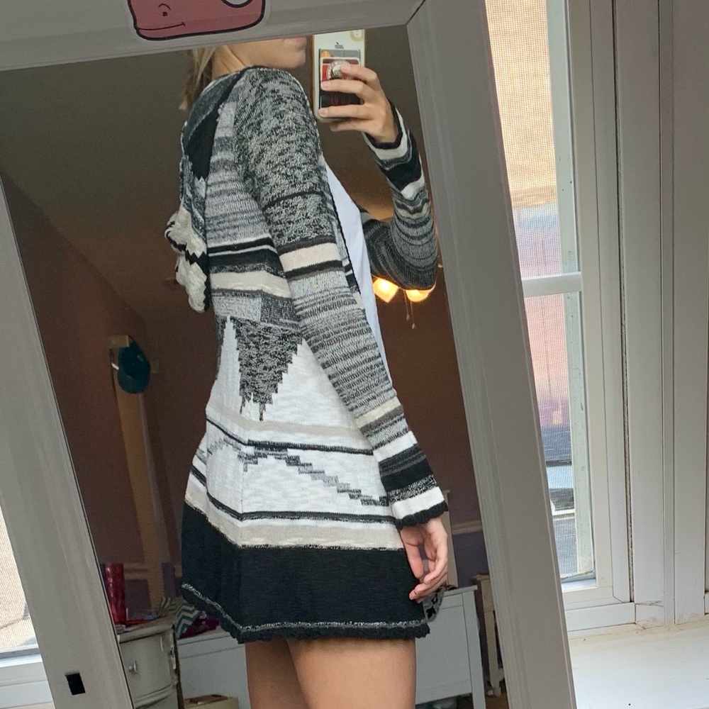 Patterned cardigan